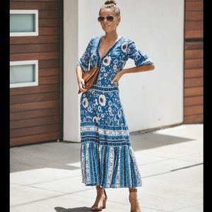 Vici blue floral maxi dress, size M